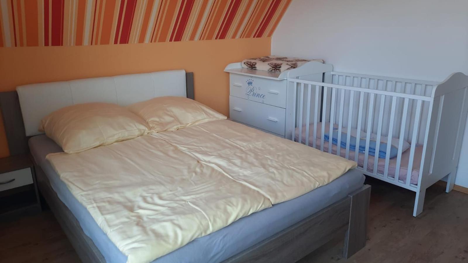 Ferienwohnung Mittelpunkt Schortens Zewnętrze zdjęcie