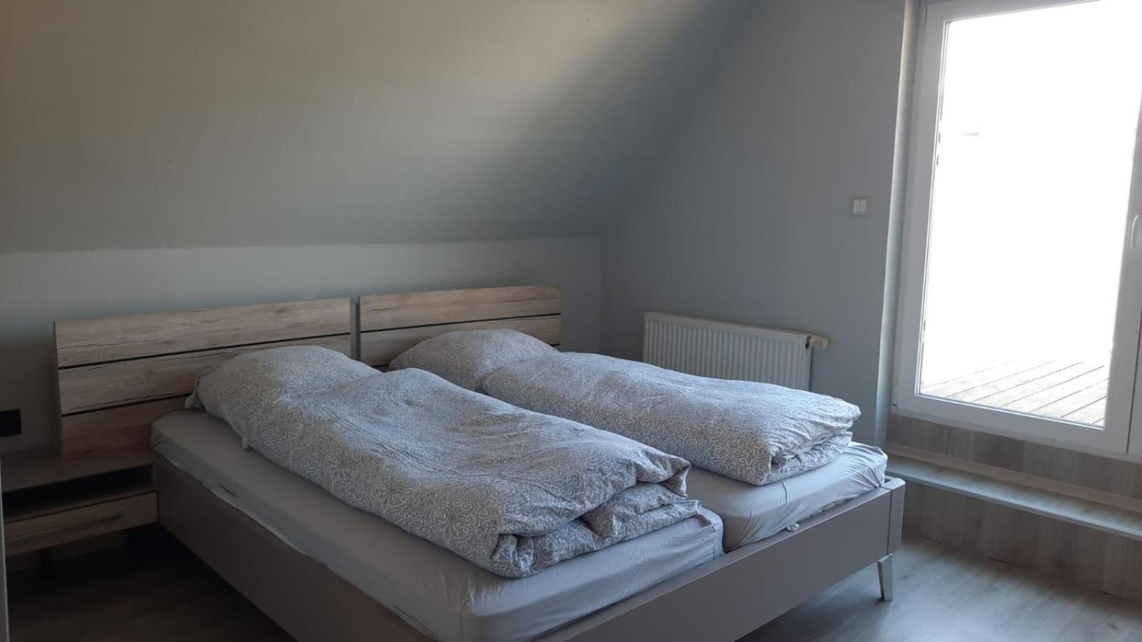 Ferienwohnung Mittelpunkt Schortens Zewnętrze zdjęcie